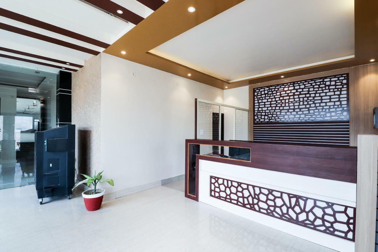 Oyo 39959 Hotel Bandhan Bahraich Esterno foto