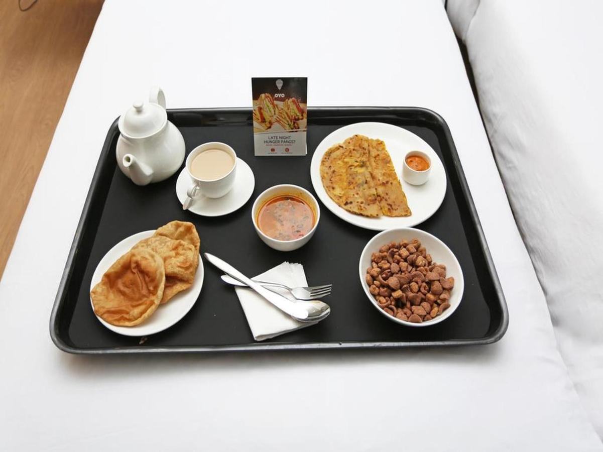 Oyo 39959 Hotel Bandhan Bahraich Esterno foto